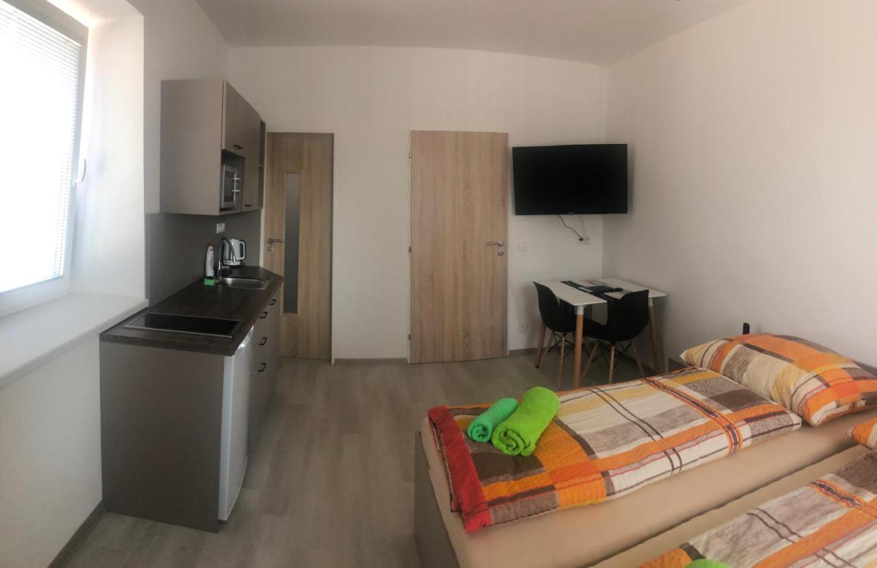 Apartmany U Stadionu Sumperk Luaran gambar